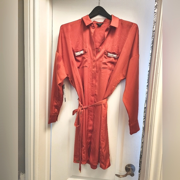 MARCIANO BY GUESS NEW JESSAMINE SHIRT DRESS, SIZE 6, RICH OCHRE PLAYFULL' COLOUR - Picture 2 of 6